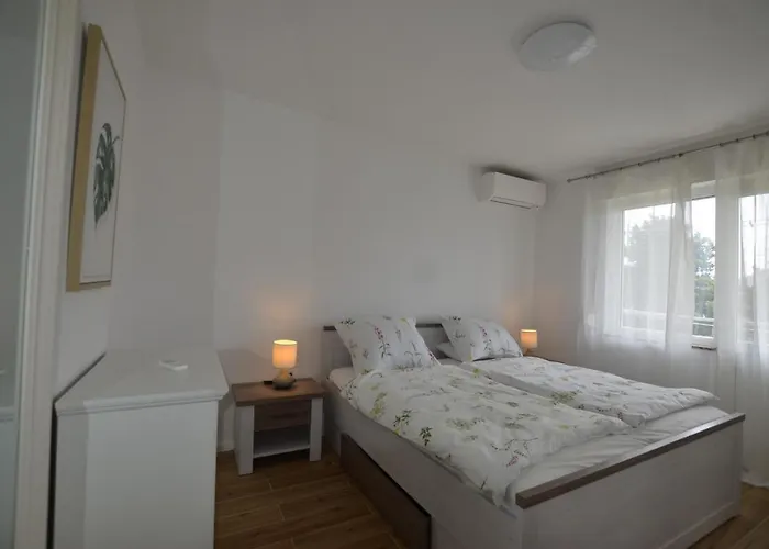 Sarah Apartment *